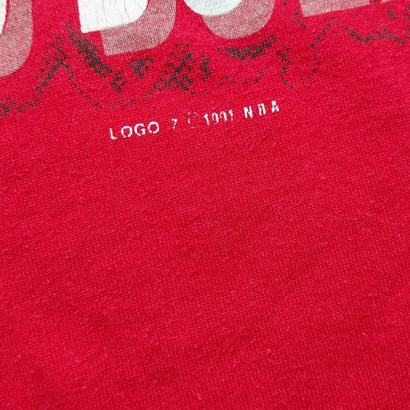 VITAGE 1991 CHICAGO BULLS CHAMPIONSHIP TEE - Picture 4 of 5